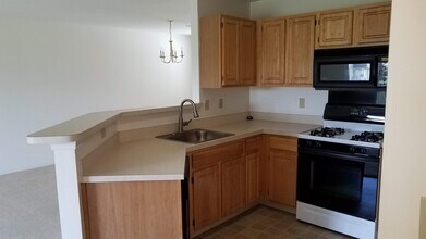 106 Oriole Ct in Hummelstown, PA - Building Photo - Building Photo