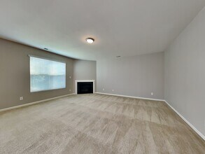 236 Elrosa Rd in Mooresville, NC - Foto de edificio - Building Photo