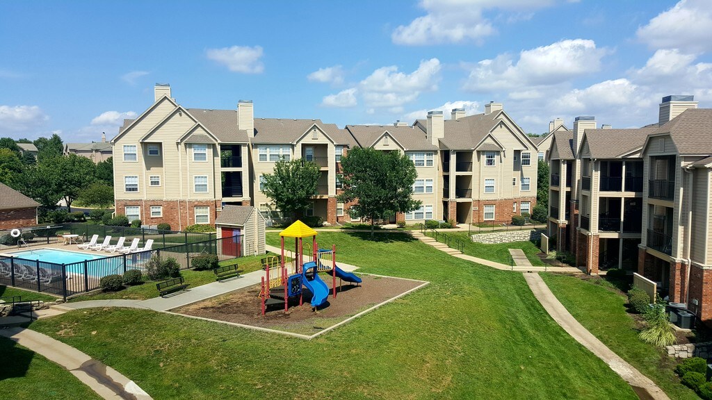 The Reserve at Lenexa Lenexa, KS Apartments