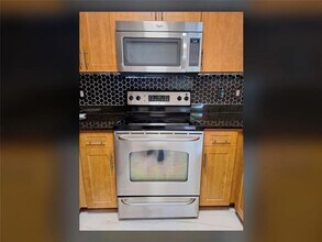 6492 Emerald Dunes Dr in West Palm Beach, FL - Building Photo - Building Photo