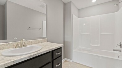 14646 Cerro Verde Run in Fort Wayne, IN - Building Photo - Building Photo