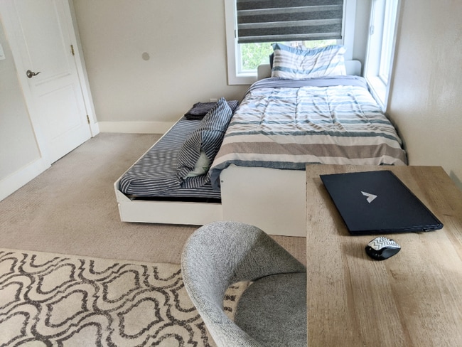 property at 835 N Raymond Ave