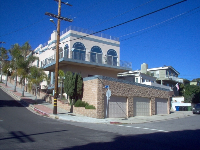 640 W 26th St in San Pedro, CA - Foto de edificio