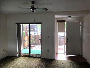 2649 Surrey Ct in Kissimmee, FL - Building Photo - Building Photo