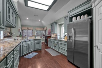 192 Monterrey Rd W in Montgomery, TX - Building Photo - Building Photo