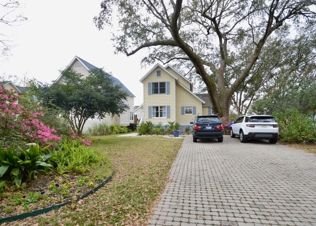 property at 775 Lake Frances Dr