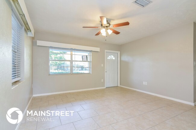 3307 16th Ave W in Bradenton, FL - Building Photo - Building Photo