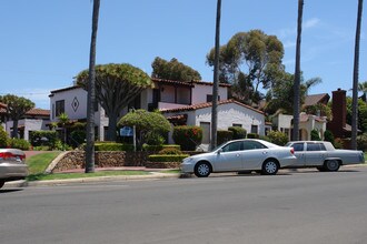 Patio Laguna Apartments in Coronado, CA - Building Photo - Building Photo