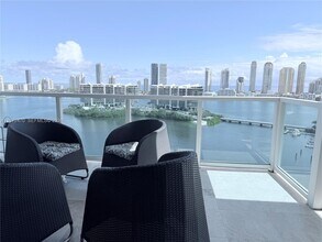 3201 NE 183rd St in Aventura, FL - Building Photo - Building Photo