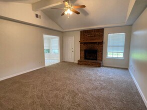 2433 Brookside Dr in Bossier City, LA - Building Photo - Building Photo