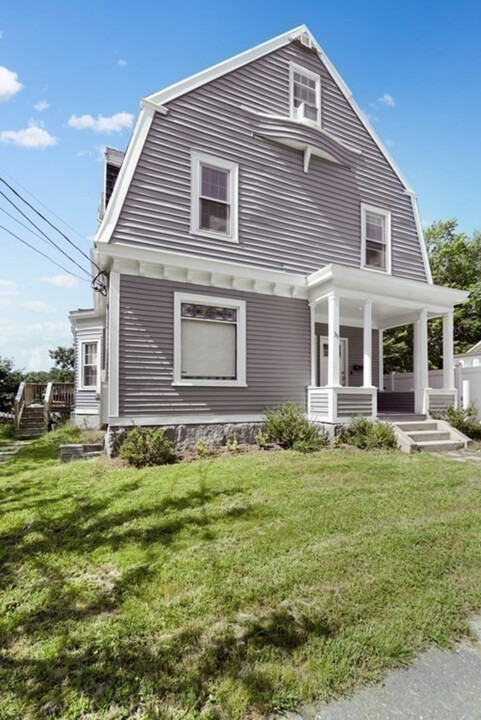36 Fairview St in Fitchburg, MA - Building Photo