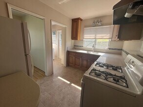 1241-1243 Fredericks St in San Luis Obispo, CA - Building Photo - Building Photo