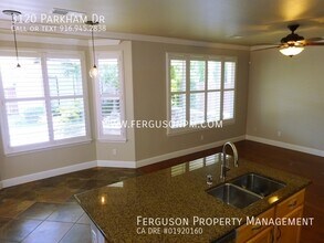 3120 Parkham Dr in Roseville, CA - Building Photo - Building Photo
