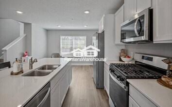 11152 Balsam Pointe Trl in Dayton, MN - Building Photo - Building Photo