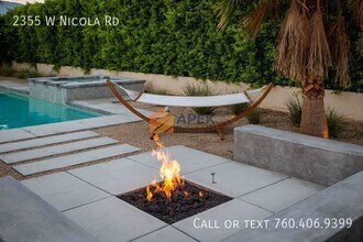 2355 W Nicola Rd in Palm Springs, CA - Building Photo - Building Photo