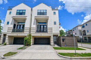 1204 Fowler St in Houston, TX - Building Photo