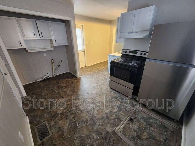 1715 S 9th St in Terre Haute, IN - Building Photo - Building Photo