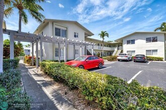 578 NE 20th St in Wilton Manors, FL - Building Photo - Building Photo
