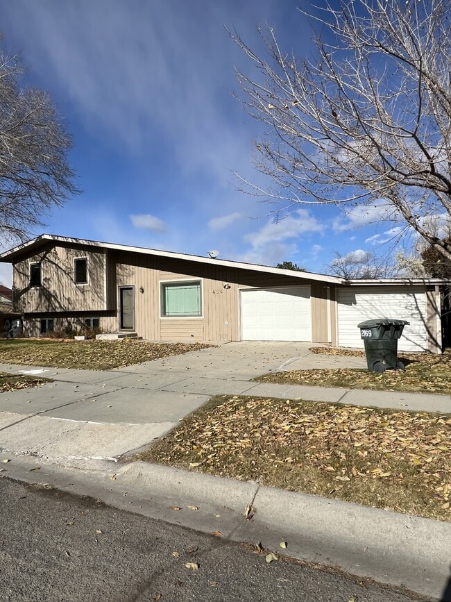 property at 454 Paxon St