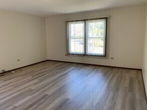 1068 Glouchester Harbor in Schaumburg, IL - Building Photo - Building Photo