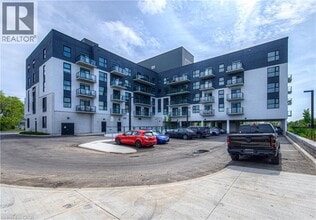 1936 Rymal Rd E in Hamilton, ON - Building Photo - Building Photo