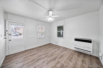 4653-4655 Utah St in San Diego, CA - Building Photo - Building Photo