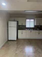 1650 W 44th Pl in Hialeah, FL - Building Photo - Building Photo