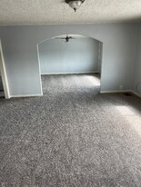 607 2nd Ave in Zillah, WA - Building Photo