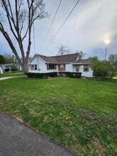 W1023 Golden Glow Rd in Genoa City, WI - Building Photo - Building Photo