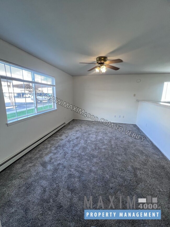 1124 E Carolina Ave in Fruita, CO - Foto de edificio - Building Photo