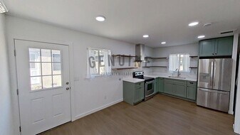 8134 Poinsettia Dr in Buena Park, CA - Building Photo