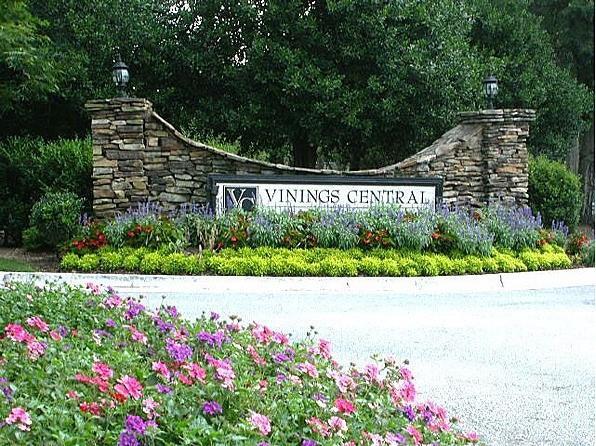 property at 4646 Vinings Central Run SE