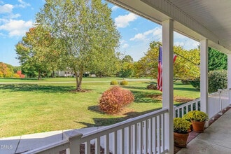 3337 Scarlet Oak Dr in Mebane, NC - Building Photo - Building Photo