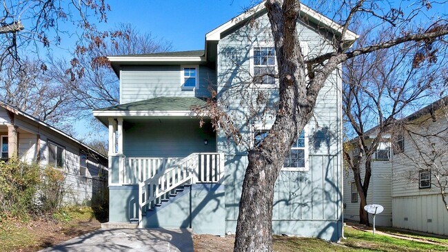 2206 Pennsylvania Ave in Austin, TX - Foto de edificio - Building Photo