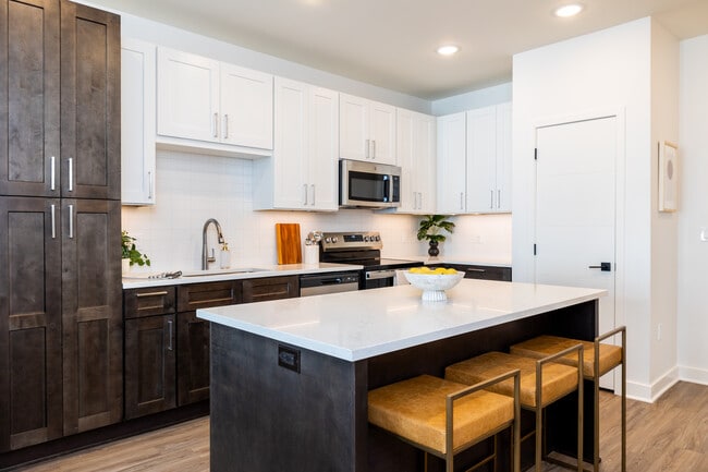 The Hudson in Kansas City, KS - Building Photo - Interior Photo