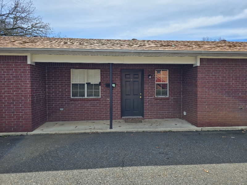 210 Mason St in Hot Springs, AR - Building Photo