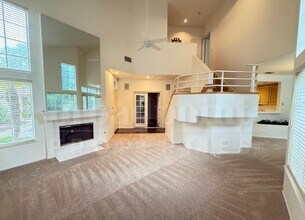 12640 Springbrook Dr in San Diego, CA - Building Photo - Building Photo