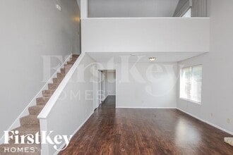2113 Deerfield Dr in Carrollton, TX - Building Photo - Building Photo