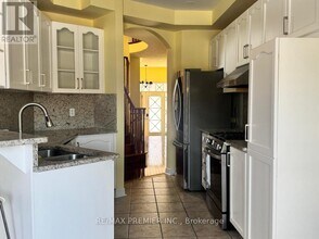 35 Boom Rd in Vaughan, ON - Building Photo - Building Photo