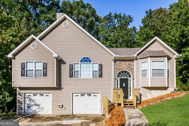 property at 150 Vaughn Spur NE