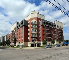 Amica of Dundas Apartments