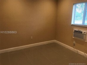 6220 Dawson St in Hollywood, FL - Building Photo - Building Photo