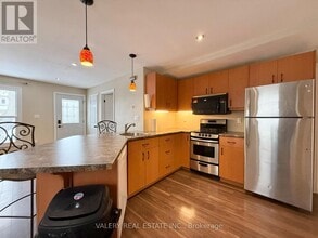 15 Forbes St in London, ON - Building Photo - Building Photo