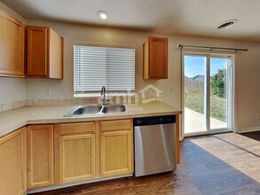 19637 Cumberland Way in Caldwell, ID - Foto de edificio - Building Photo