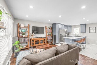 3932 Slagle Dr in Charlotte, NC - Building Photo - Building Photo