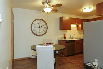 Woodfield Heights Apartments in Waukesha, WI - Building Photo - Interior Photo