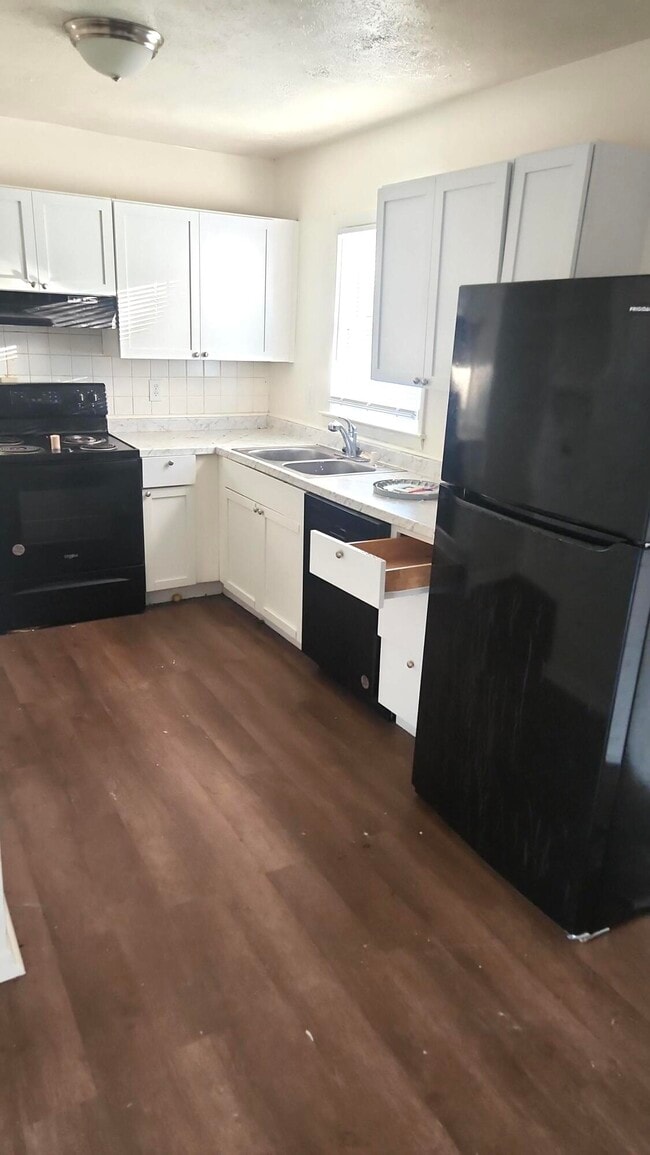 2408 Butternut Hill Ct in Lexington, KY - Building Photo - Building Photo