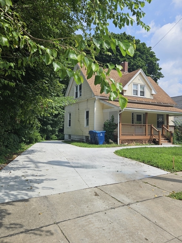 property at 429 Lake St