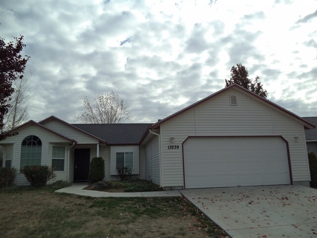 13239 W Satinleaf Dr in Boise, ID - Building Photo
