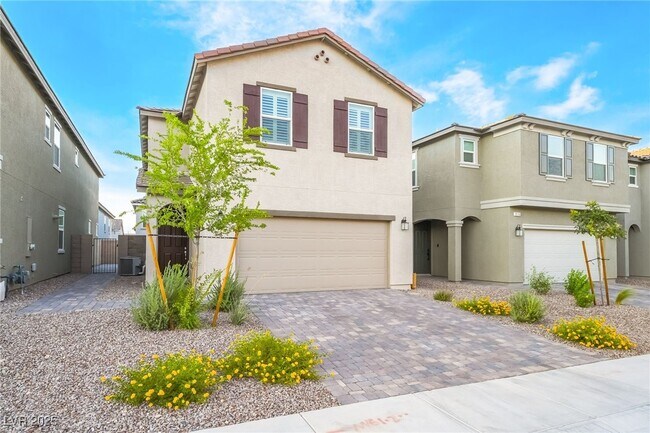 9122 Nostrand Ave in Las Vegas, NV - Building Photo - Building Photo